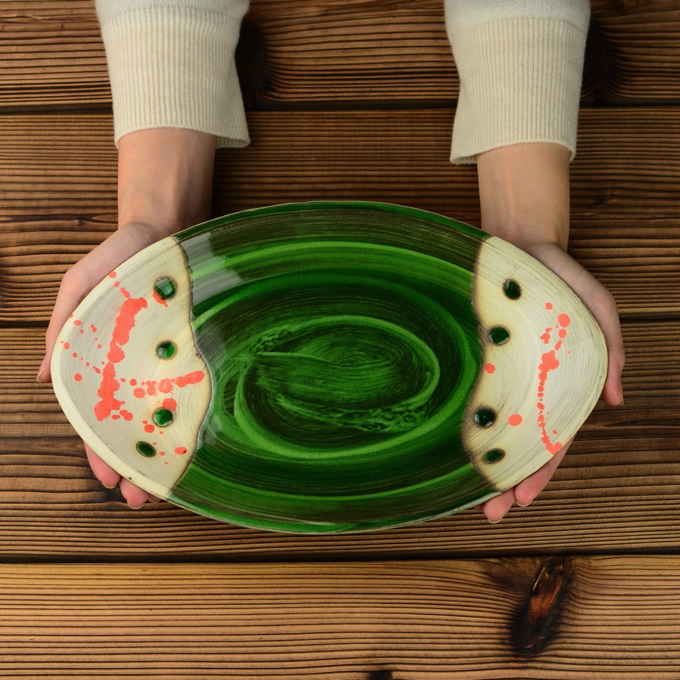 楕円皿（緑釉）