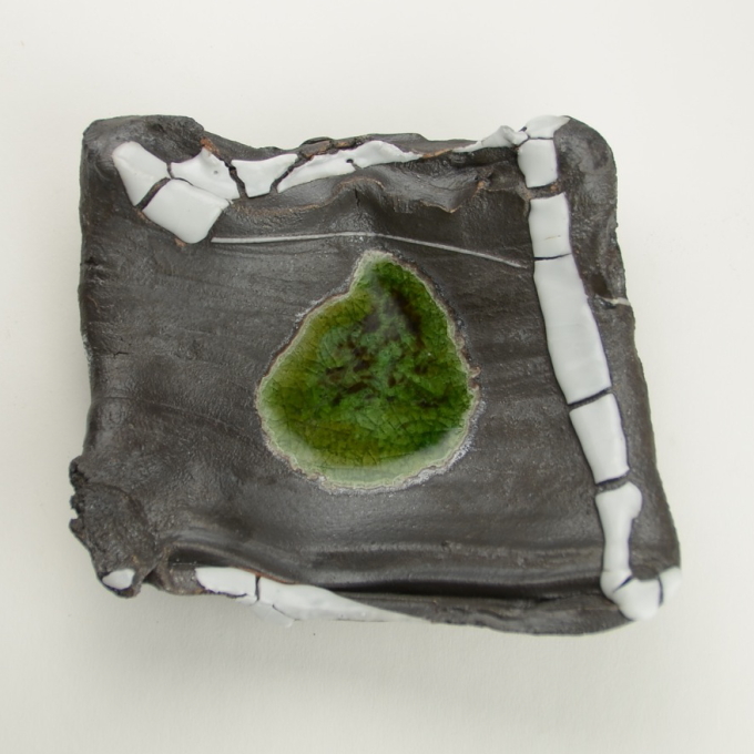 角小皿(白釉)