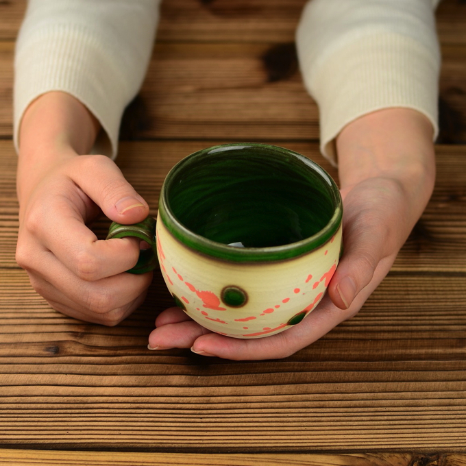 コーヒーカップ（緑釉）